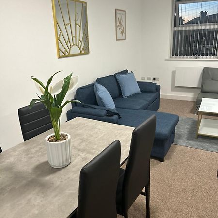 Failsworth Luxury Apartment With Free Parking By Daley Stays 맨체스터 외부 사진