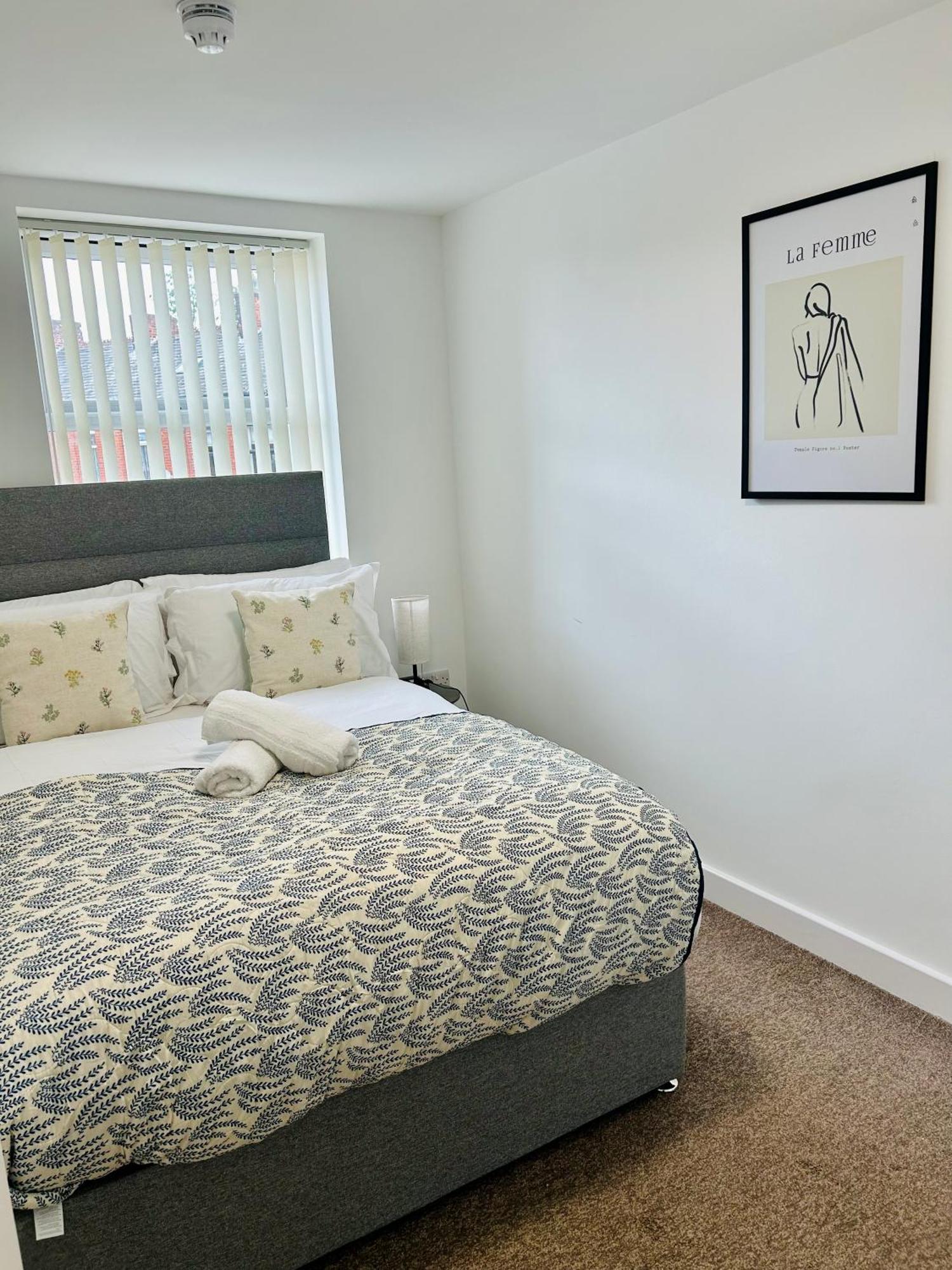 Failsworth Luxury Apartment With Free Parking By Daley Stays 맨체스터 외부 사진