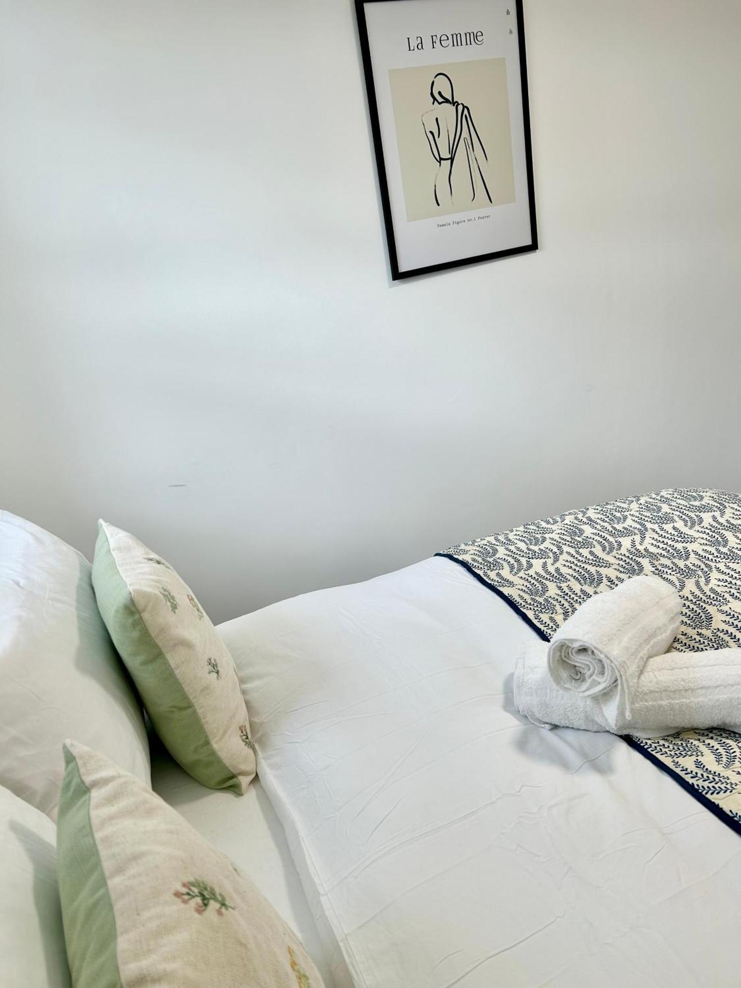 Failsworth Luxury Apartment With Free Parking By Daley Stays 맨체스터 외부 사진