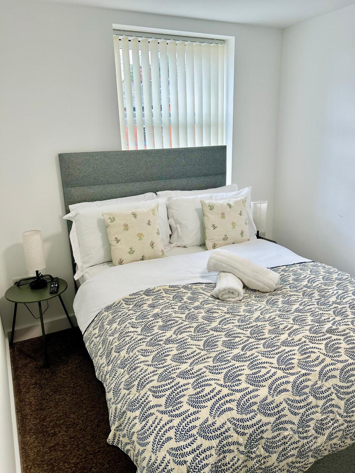 Failsworth Luxury Apartment With Free Parking By Daley Stays 맨체스터 외부 사진
